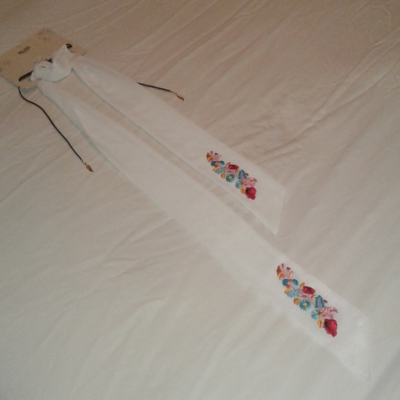 🆕️2 in 1🎁🌼Necktie scarf 🌼 - Picture 1 of 5